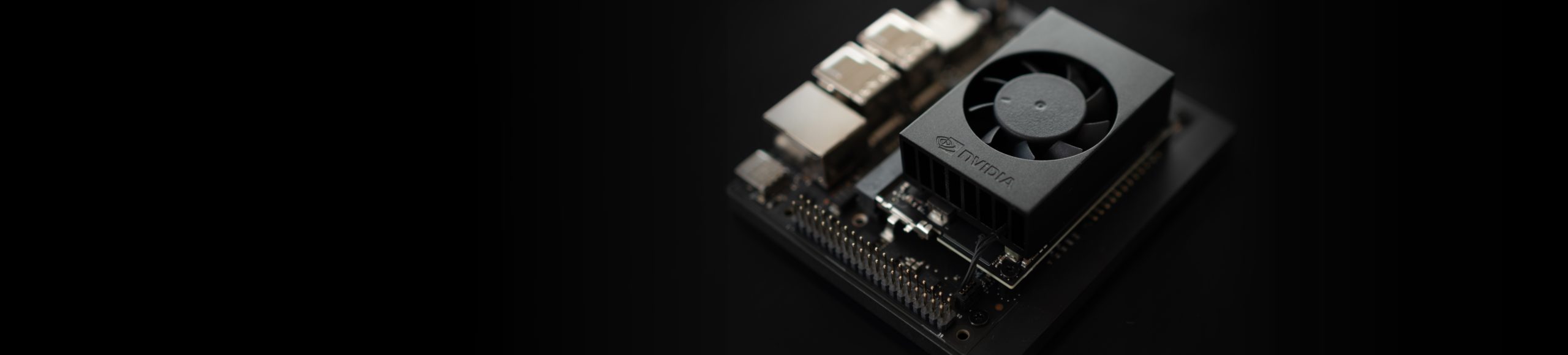 NVIDIA Jetson Orin Nano Super Developer Kit для задач компьютерного зрения и edge AI